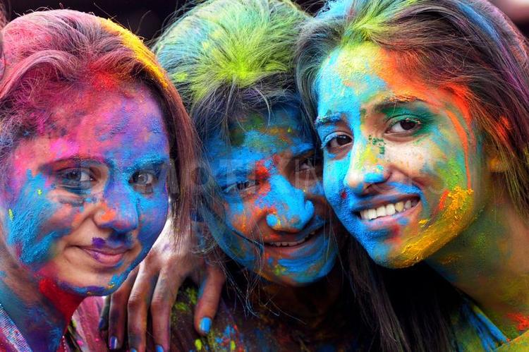 20 Holi Tips for Skin and Hair | Beauty Scribblings